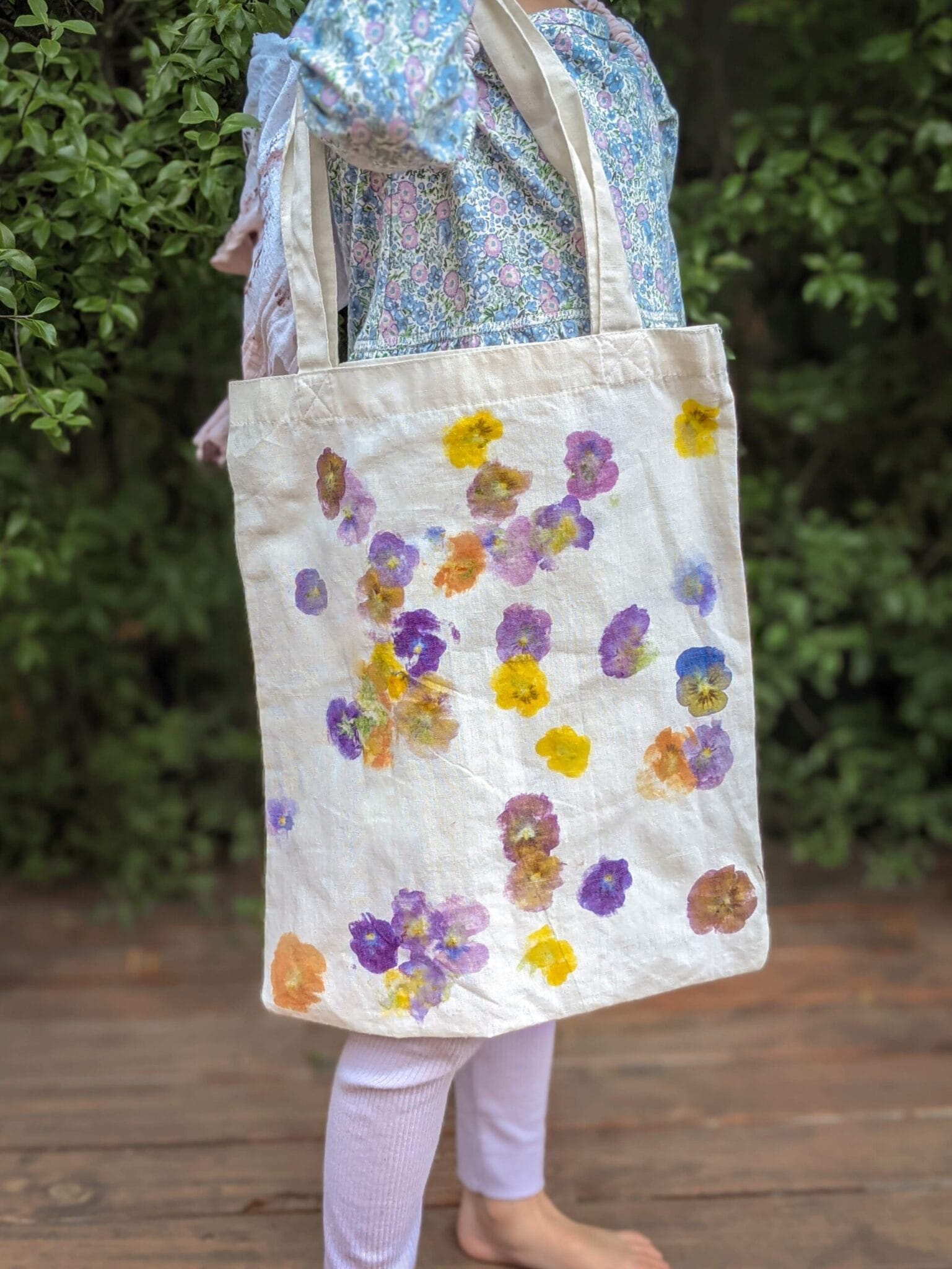 4 stunning flower activities for kids from Heart of Blooms