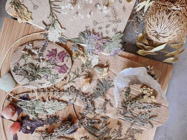 15 pressed flower crafts and activities for kids