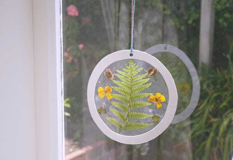 15 pressed flower crafts and activities for kids