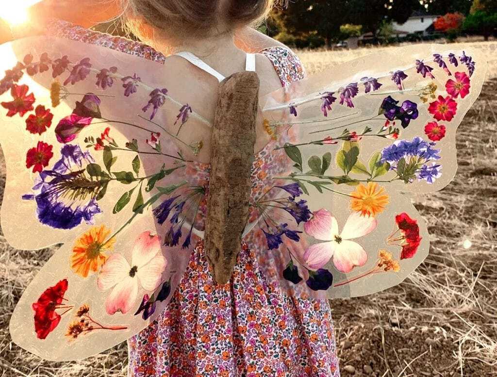 15 pressed flower crafts and activities for kids - Make pressed fllower wings for kids