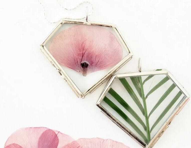 15 pressed flower crafts and activities for kids