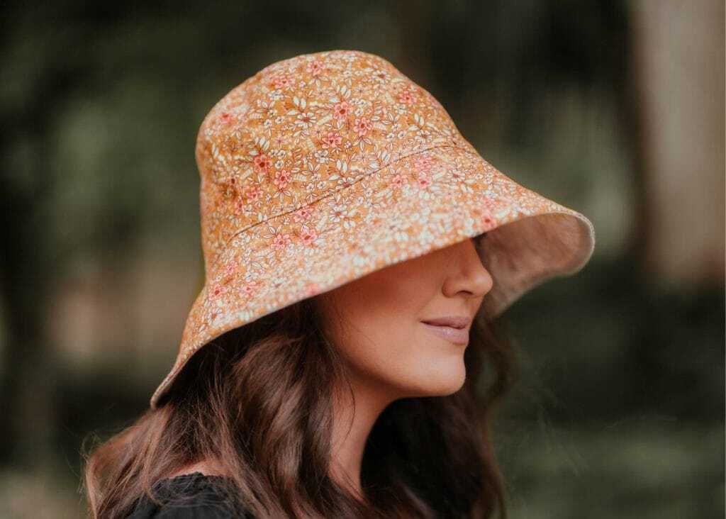 Broad-brimmed hat to protect yourself from the sun while gardening