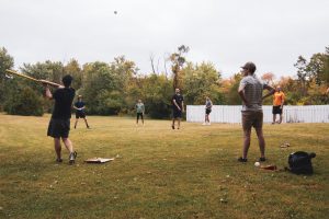 10 backyard games for adults and kids