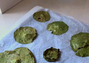 How to make delicious nasturtium chips